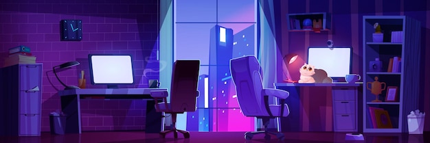 Heim- oder büroraum mit computern auf schreibtischen in der nacht. leerer arbeitsraum mit fenstertischen mit desktop-computern, kaffeelampe und katzenvektor-cartoon-illustration