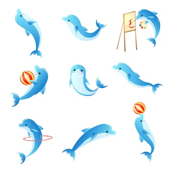Satz kleine blaue delfine der karikatur mit verschiedenen aktivitäten