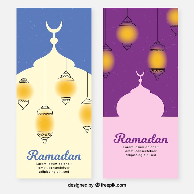 Kostenloser Vektor satz ramadan-fahnen mit lampen