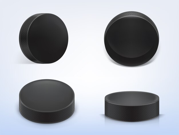 Satz von 3d realistische schwarze Gummi Pucks für Eis Eishockey isoliert auf hellem Hintergrund