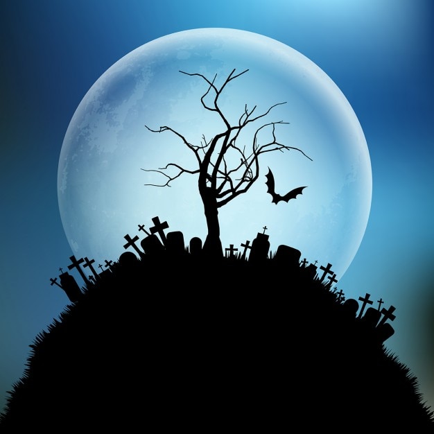 Kostenloser Vektor spooky halloween hintergrund mit einem baum gegen den mond