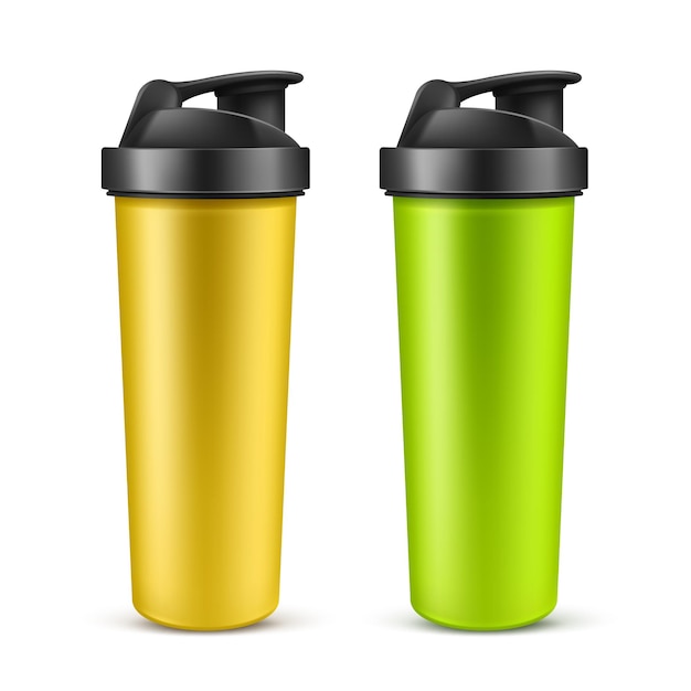 Vektorrealistischer 3D-grüner und gelber leerer Getränke-Shaker für Sporternährung, Molkenprotein oder Gainer. Sportflasche aus Kunststoff, Mixer oder Getränkebehälter isoliert auf weißem Hintergrund. Zubehör für Fitnessstudio.