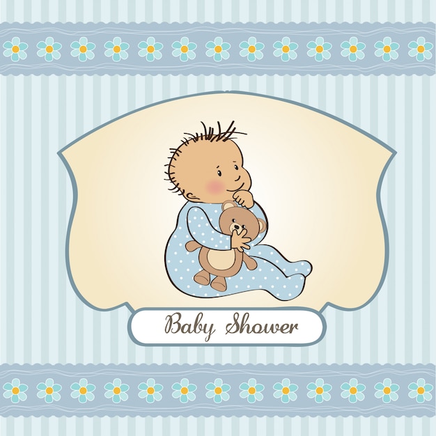 Babymitteilungskarte mit kleinem jungen