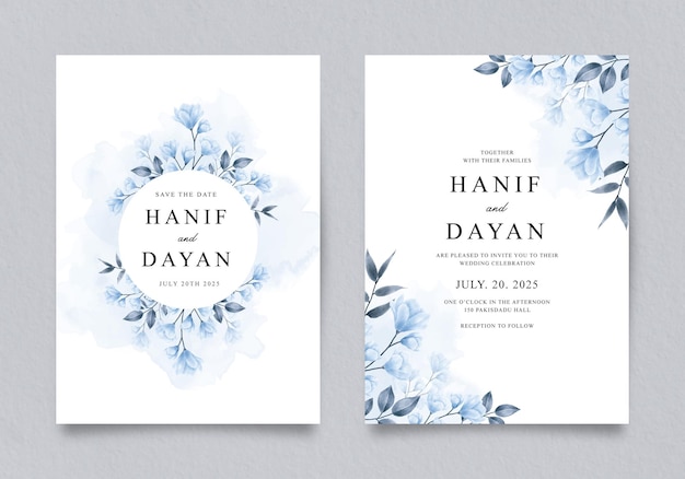 Doppelseitige hochzeitseinladungsschablone mit blauen aquarellblumen