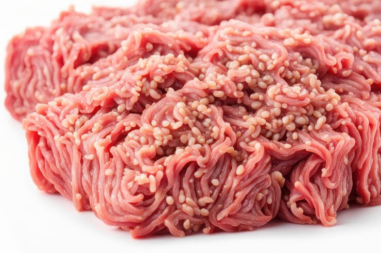 Vektor ein bild eines fleischhaufens, der in zwei teile geschnitten ist
