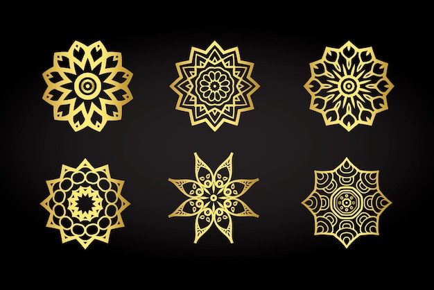 Ethnisches Goldmandala-Dekorationsmuster auf schwarzem Hintergrundsatz Free Vector