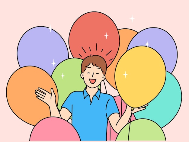 Fröhlicher junge mit luftballons, die geburtstag feiern