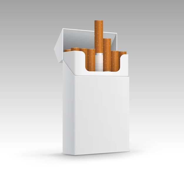 Geöffnete Packung Zigaretten isoliert auf Hintergrund