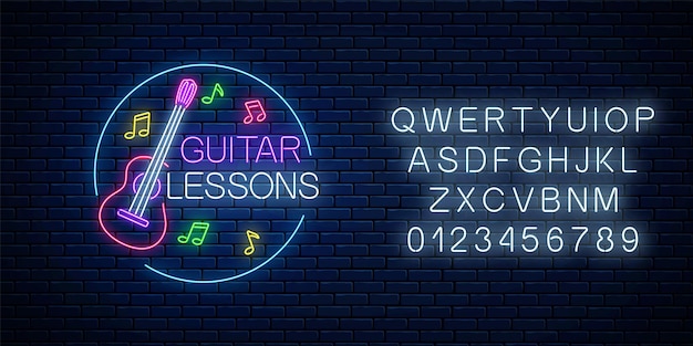 Gitarrenunterricht leuchtendes neon-poster oder banner-vorlage mit alphabet. werbeflyer für gitarrentraining mit kreisrahmen im neonstil auf dunklem backsteinmauerhintergrund. vektor-illustration.