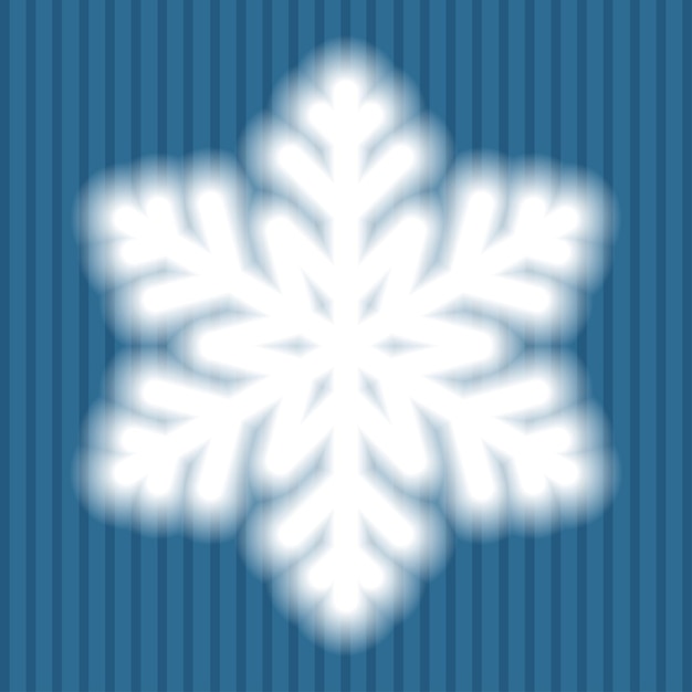 Große weiße schneeflocke mit weichen durchscheinenden rändern auf blauem gestreiftem hintergrund