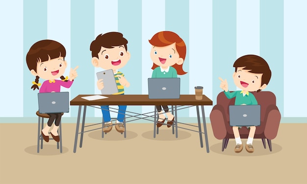 Kinder auf Online-Lern-Bildungskursen