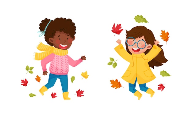 Kinder spielen im Herbst im Freien, glückliche Mädchen werfen bunte Blätter, Zeichentrickfilm-Vektorillustration