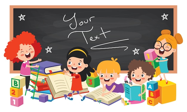 Lustige Kinder mit leerer Tafel