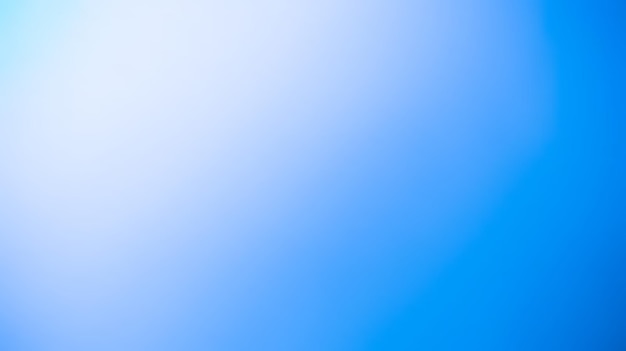 Luxus hellweiß und blau verschwommen leuchtender Hintergrund abstrakt hellweiß blau schmutzig farbenfroh