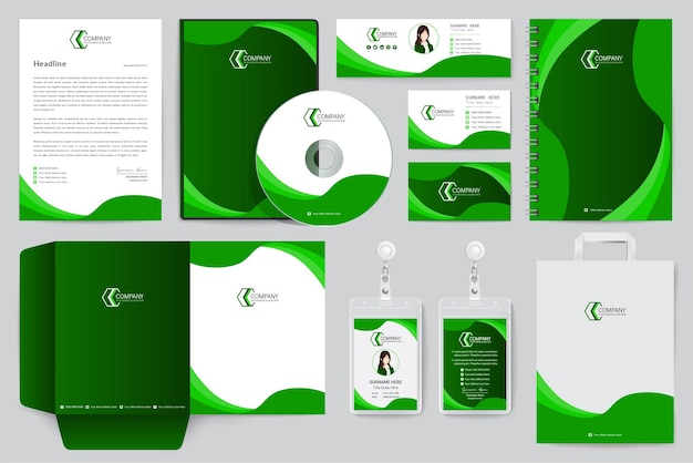 Modernes, sauberes business-grün-briefpapier-set-design