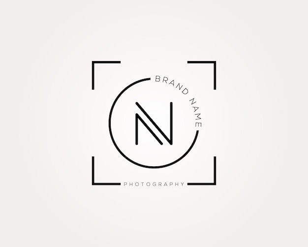 Vektor n-buchstabenfotografie und kurzes logo-design der kamera