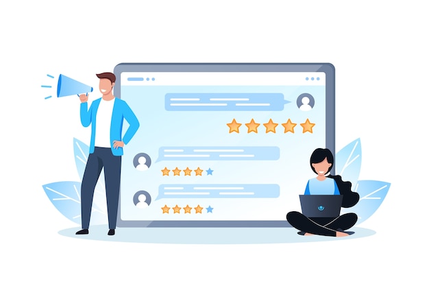 Online-Bewertung, Personen, die Feedback geben, Bewertungen von Personen auf dem Tablet-Bildschirm, eine Frau sitzt mit einem Laptop, ein Mann steht mit einem Megaphon