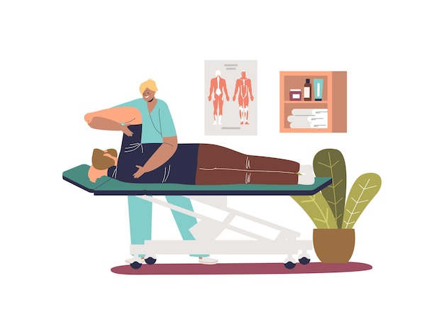 Patientin bei rehabilitationsmassage bei chiropraktikern osteopathin masseurin behandelt rücken und arm