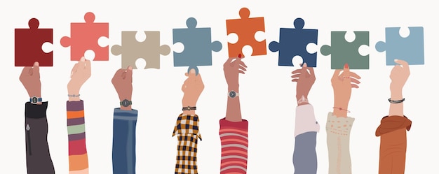 Personalkonzept Erhöhte Arme und Hand von multikulturellen Geschäftsleuten, die ein Puzzle halten