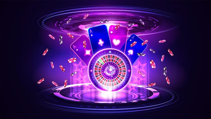 Vektor pink glänzendes neon-casino-roulette-rad mit spielkarten, pokerchips und hologramm digitaler ringe in dunkler, leerer szene