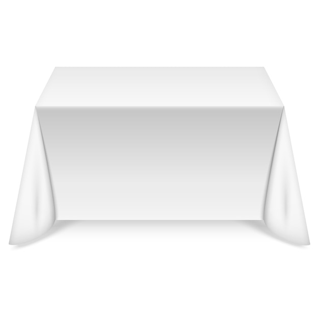 Rechteckiger Tisch mit weißer Tischdecke