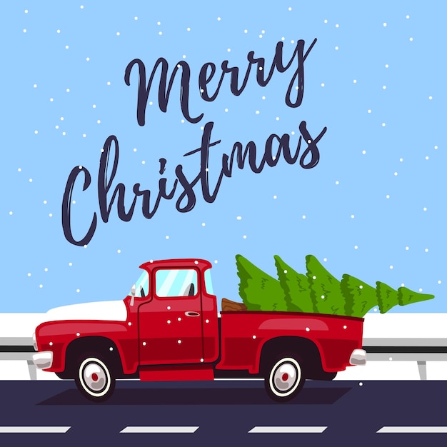 Roter Pickup mit Weihnachtsbaum im Kofferraum, der auf der Straße fährt. Aufschrift „Frohe Weihnachten“ im Winter