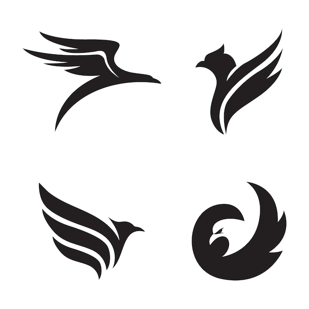 Satz schwarze Vögel mit Flügeln