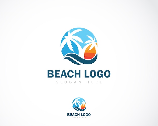 Strand logo kreatives designkonzept sonne sonnenaufgang reise logo baum design natürliches tropisches emblem