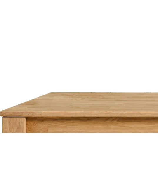 Tischplatte aus Holz auf weißem Hintergrund
