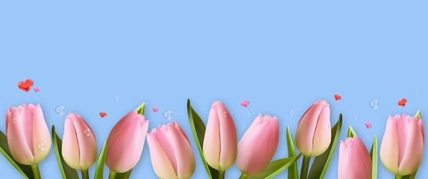 Unter dem blauen Hintergrund befindet sich eine Reihe rosafarbener Tulpen sowie einige Wassertropfen und Herzen