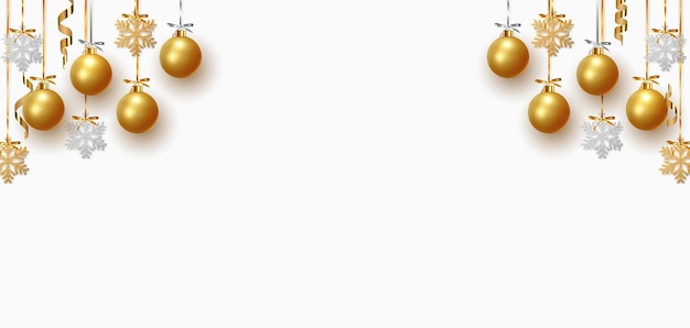 Weihnachtshintergrund mit goldenen Kugeln. Festliche Weihnachtsdekoration mit goldenen Kugeln und leuchtenden Schneeflocken, die am Band hängen. Urlaubsdesign mit realistischen 3D-Dekorationsobjekten. Vektorillustration