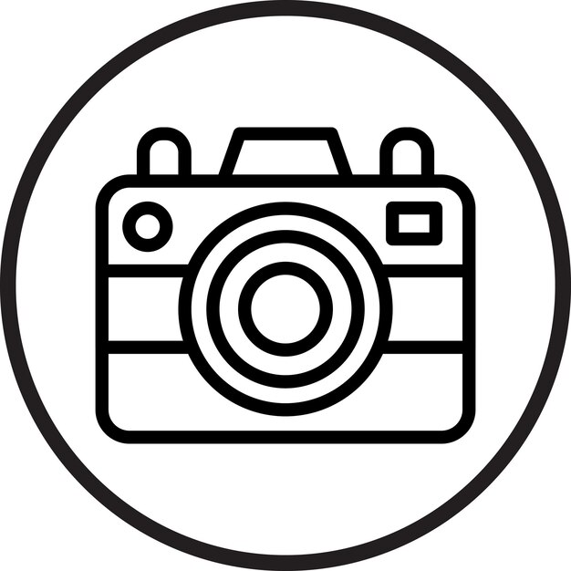 a black and white photo of a camera with a lense in the middle