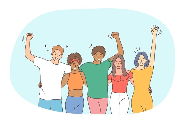 Amizade de raça mista, conceito de encontro de amigos. grupo de amigos  felizes e sorridentes de jovens adolescentes de várias raças em pé se  divertindo com as mãos levantadas ao ar livre