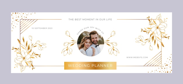 Vetor grátis capa de facebook de casamento de flores douradas realistas