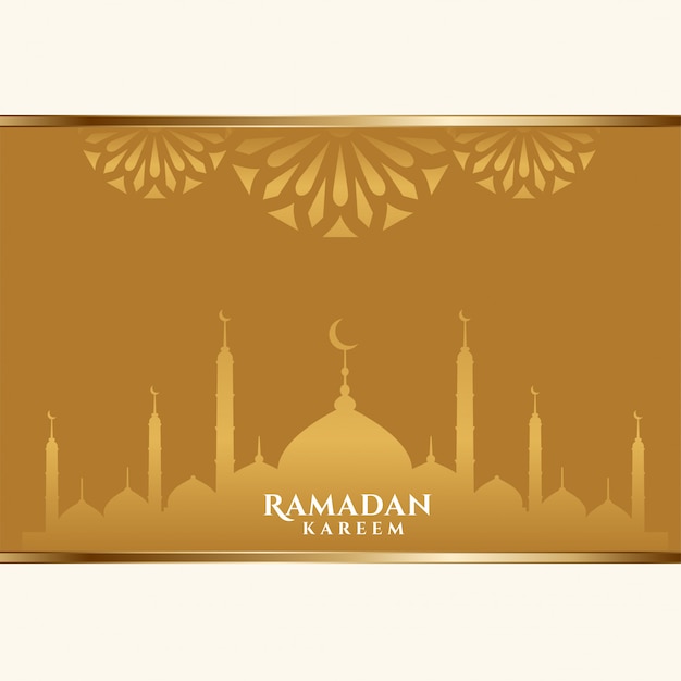 Vetor grátis cartão de ramadan kareem dourado bonito