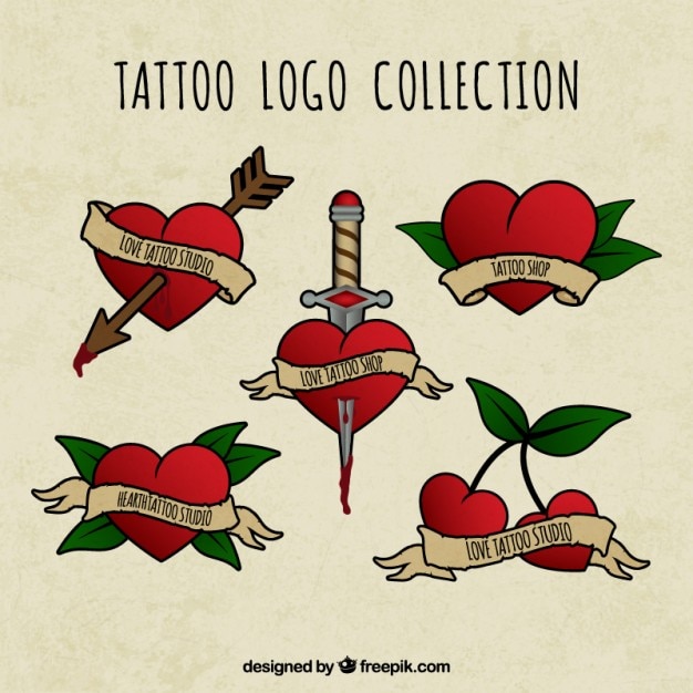 Vetor grátis coleção logos de tatuagem desenhada à mão com coração