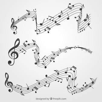 Conjunto de bastões e notas musicais