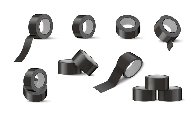 Vetor grátis conjunto realista de maquete de fita adesiva preta de rolos de fita isolados de cor cinza na ilustração vetorial de fundo em branco