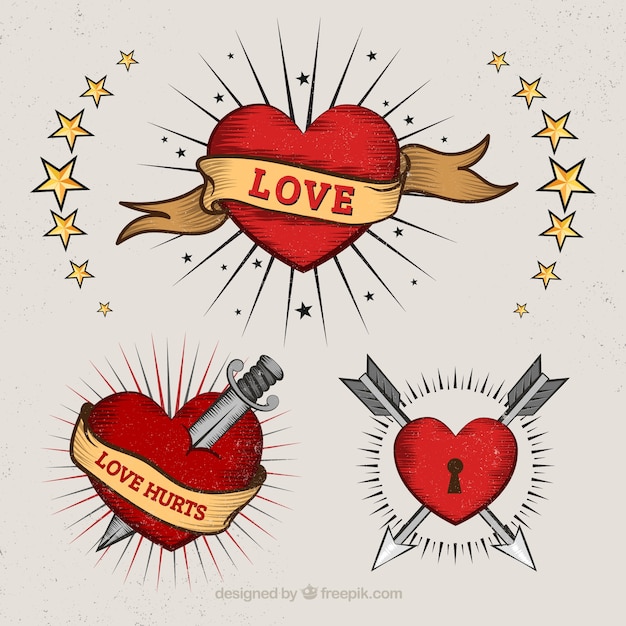 Corações no estilo do tatuagem