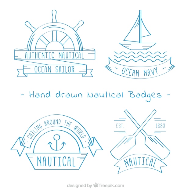 Emblemas desenhados à mão decorativos com elementos náuticos