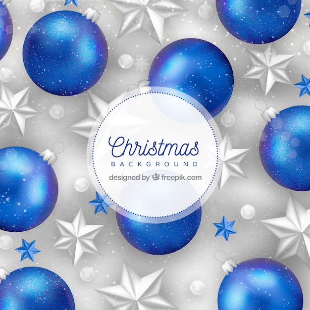 Vetor grátis fundo realista em azul e prata com baubles de natal