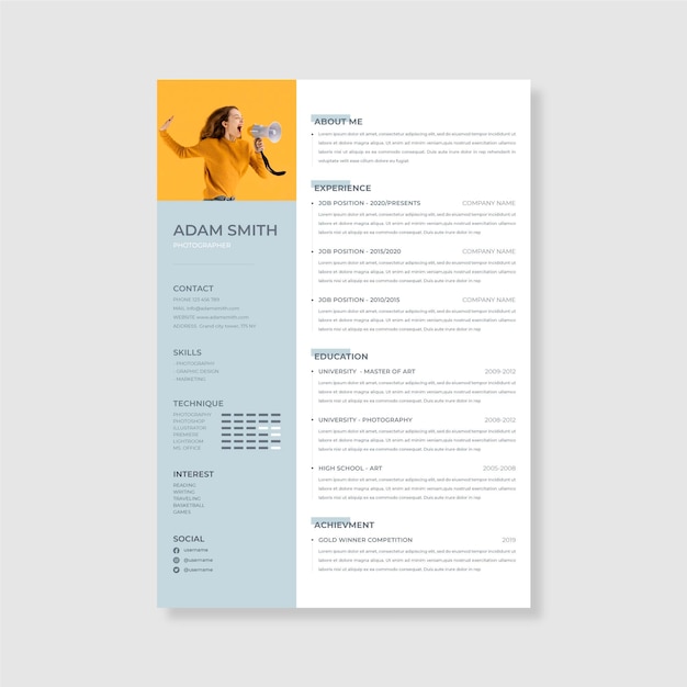 Modelo minimalista cv