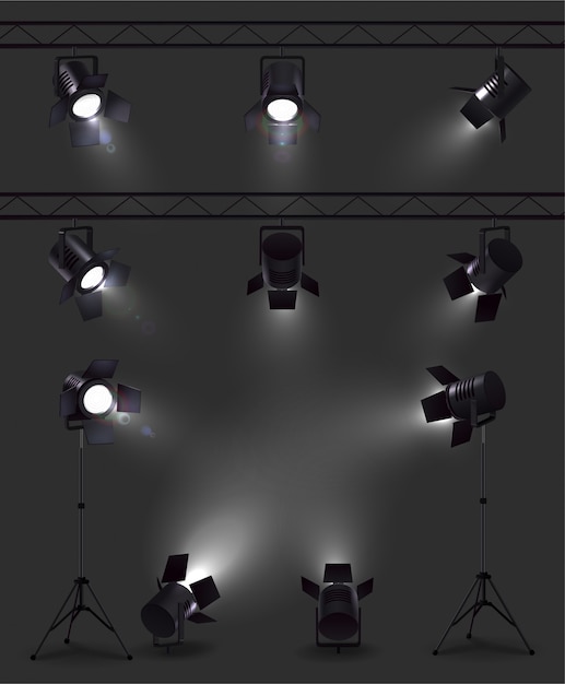 Projetores conjunto de imagens realistas com luzes brilhantes de diferentes ângulos com suportes e bobinas