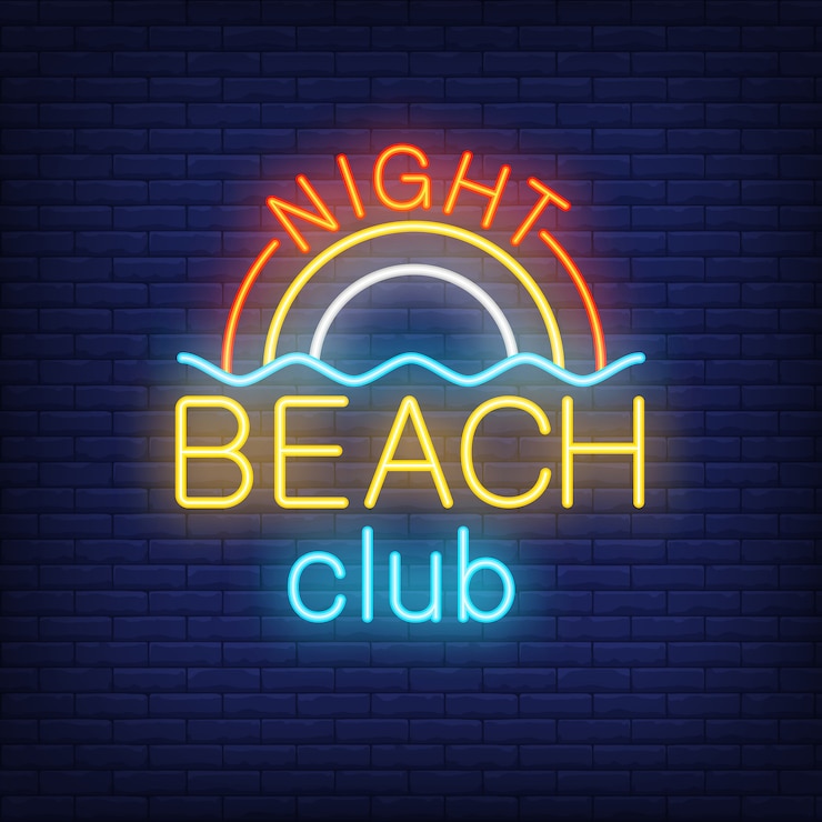 Vetor grátis rotulação e arco-íris do clube da praia da noite com onda. sinal de néon no fundo do tijolo.