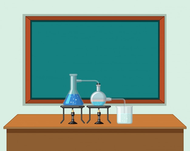 Sala de aula de ciências com ferramentas na mesa