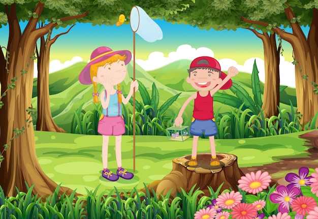 Vetor grátis um menino e uma menina brincando na floresta