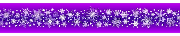 Bandeira de natal de vários flocos de neve grandes e pequenos complexos com repetição horizontal sem costura branca sobre fundo roxo