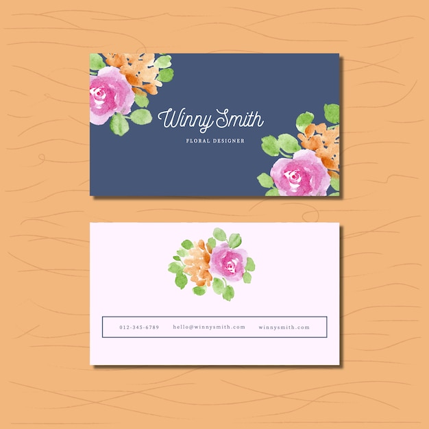 Cartão de visita com arranjo floral de aguarela