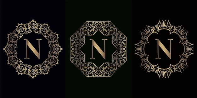 Coleção da inicial do logotipo com moldura de ornamento de mandala de luxo