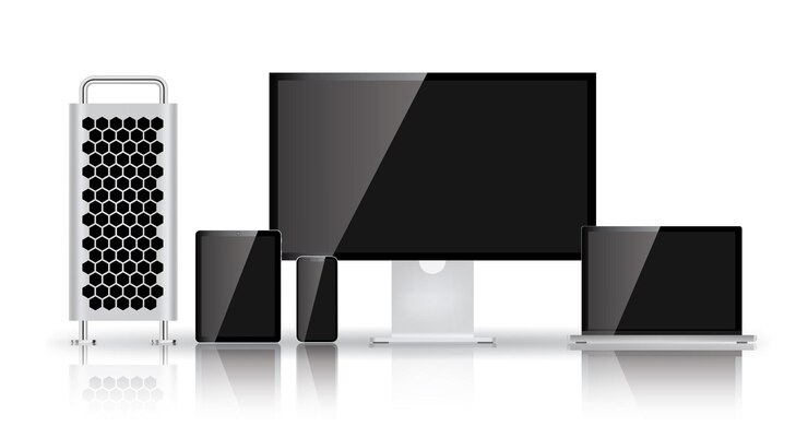 Vetor coleção de dispositivos de tecnologia digital moderna realista laptopsmartphone tablet com tela preta com hig